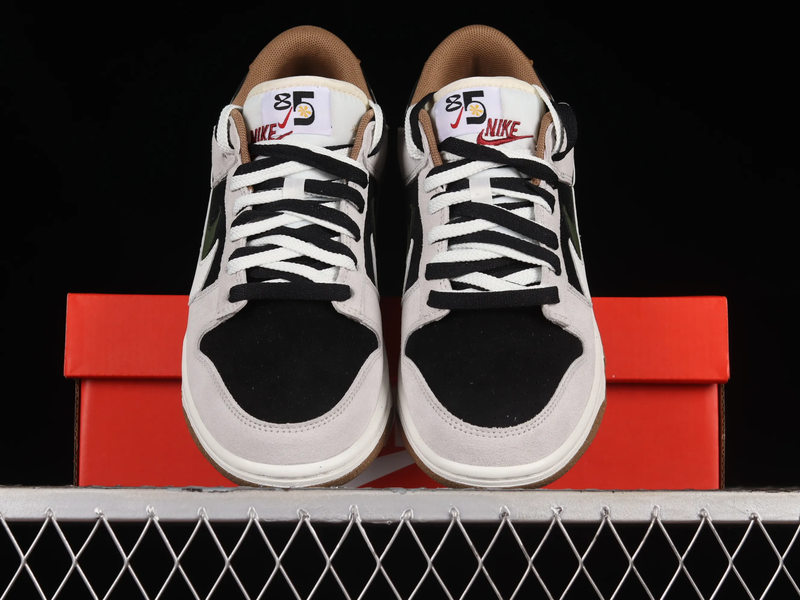 All categories Nk SB Dunk series Nk SB Dunk Low low-top sneakers Nk SB Dunk Low "85" black and gray graffiti SB low-top sports and leisure sneakers DO9457-123